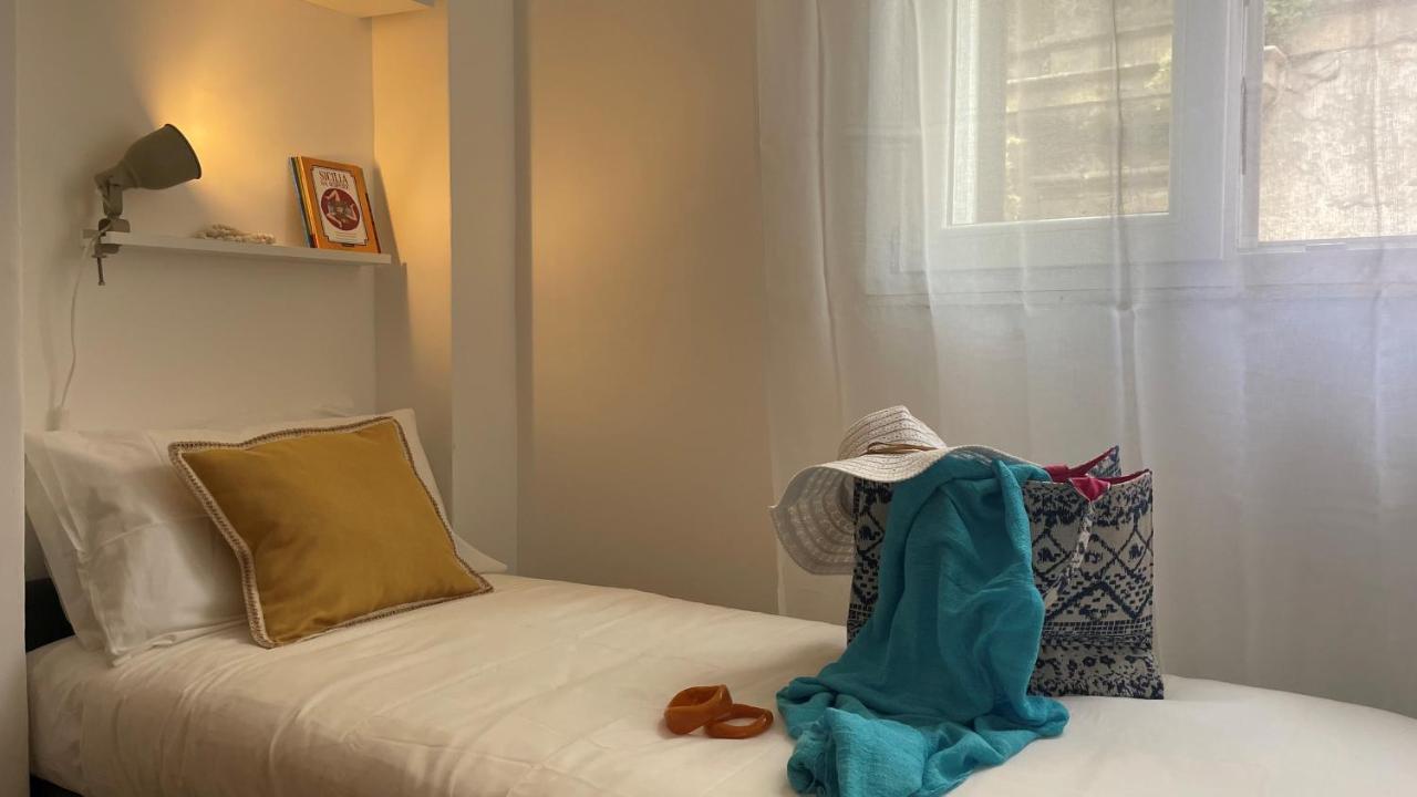 Shallah Apartment Nel Cuore Del Centro Storico Di Palermo Bagian luar foto