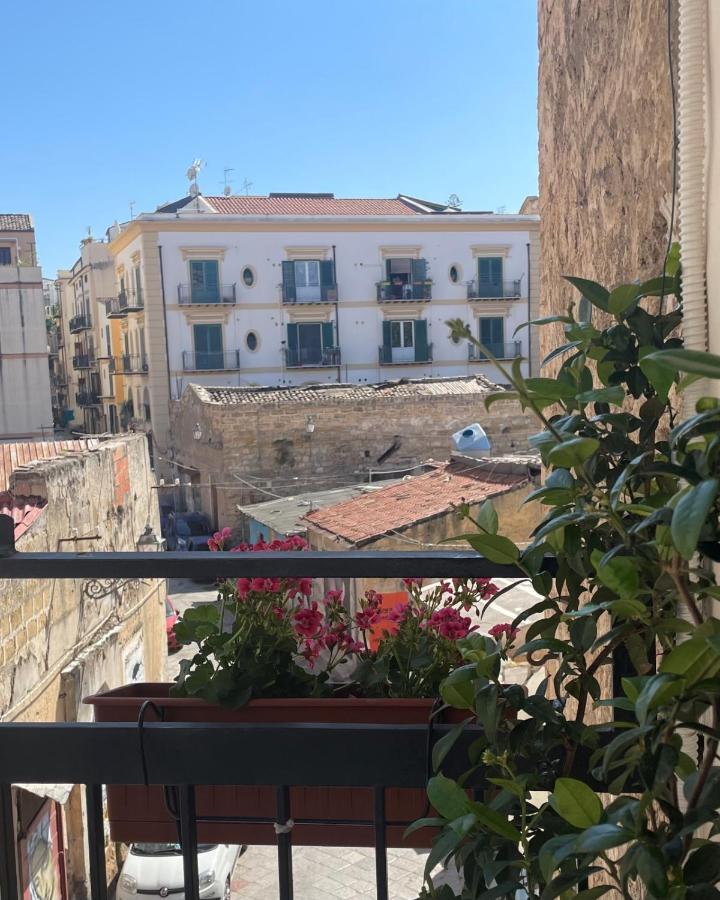 Shallah Apartment Nel Cuore Del Centro Storico Di Palermo Bagian luar foto