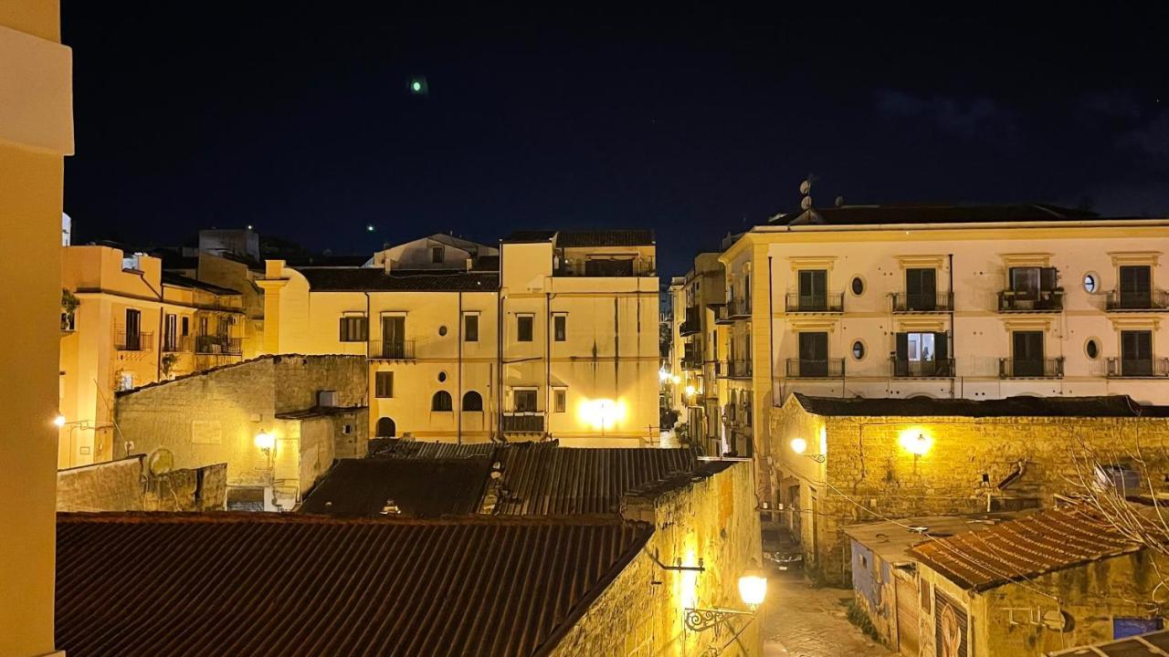 Shallah Apartment Nel Cuore Del Centro Storico Di Palermo Bagian luar foto